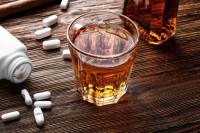 Alkohol i antibiotici - loša kombinacija po zdravlje ili?