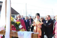 Episkop Fotije osveštao zemlju za gradnju hrama u Mezgraji