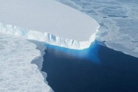 Упозоравају научници: "Глечер судњег дана" се топи забрињавајућом брзином