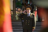 Минск: Отворена продавница одјеће са цитатима Лукашенка