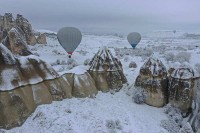 Bajkoviti prizori Kapadokije prekrivene snijegom FOTO