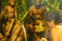 Погледајте шта се догоди када изоловано племе први пут види бијелог човјека VIDEO