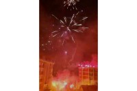 Bijeljina: Spektakularan vatromet i bakljada u susret 30. rođendanu Srpske