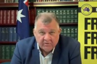 Аустралијски политичар се извинио Ђоковићу и Србима