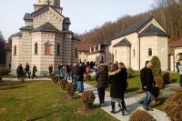 Srbačke hramove posjećuje veliki broj vjernika: Svetinje utjeha u turbulentnim vremenima