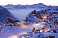 За љубитеље скијања, гурмане и тинејџере: Најбољи ски центри у Француској