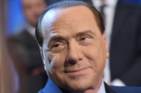 Силвио Берлускони као Баја Патак – најбогатији политичар у Европи