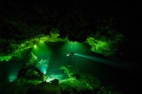 Podzemna čuda prirode: Ronioci istražuju fascinantne dubine drevnih, mračnih pećina FOTO
