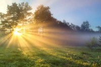 Sutra toplo sa sunčanim intervalima, poslije podne naoblačenje