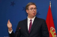 Vučić: Nema razloga za podizanje borbene gotovosti