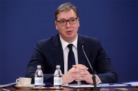 Vučić: Poziv građanima da ne nasjedaju na provokacije o nestašicama