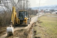 Брковића пут добија нови асфалт