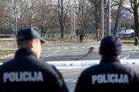 Na zagrebačkom Jarunu su pronađeni krater i dva padobrana