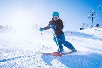 Акција подјеле 1.000 пари скија за дјецу
