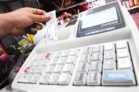 Novi Zakon o fiskalizaciji staje u kraj zloupotrebama: Inspektori kontrolišu račune i iz kancelarije