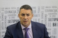 Vuković: Zaustaviti eskalaciju poskupljenja