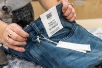 Ево како да изаберете фармерке без испробавања