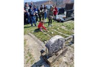 Добојско насеље Станoви: Парастос жртвама крвавог прољећа