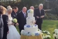 Berluskonijevo „simbolično vjenčanje“ zbog straha od gubitka nasljedstva