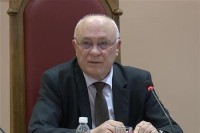 Tadić: O stranim sudijama odlučuje parlament