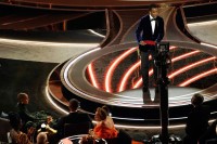 Крис Рок се први пут огласио о шамару на додјели Оскара: Биће озбиљно