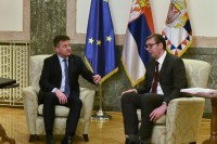 Vučić, Lajčak: Beograd očekuje da Priština dogovore poštuje i primjenjuje