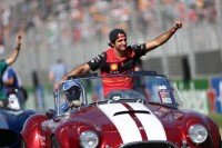 "Ф1": Саинц у Ферарију још двије године
