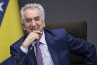 Шаровић: Васкрс - надахнуће за вјечну истину о побједи добра над злом