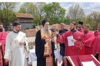 Episkop Fotije osveštao temelje hrama u Mezgraji-Gaju