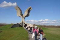 Ministarstvo pozvalo škole u Hrvatskoj da vode učenike u SP Jasenovac