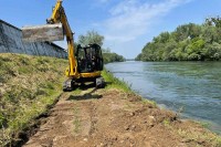 У току уређење обале Уне код градског кеја