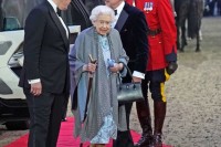 Велика Британија и краљевска породица: Краљица присуствовала првој у низу прослава њеног платинастог јубилеја