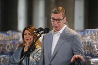 Vučić: Obezbijeđeno dovoljno hrane