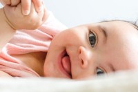 Пет корака за развој бебиног мозга