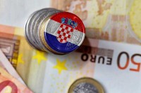 Evropska komisija: Hrvatska spremna da uvede evro od 2023.