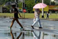 Вријеме у Српској: Топло и нестабилно, крајем дана пљускови и грмљавина