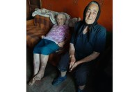 Невенки и Рајки Пралица потребна помоћ: Живе у трошној кући без струје и воде