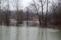 Вода на подручју Зворника се излила на оранице, вјетар "поваљао" пшеницу