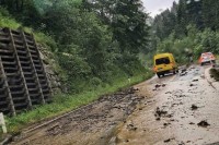 Olujno nevrijeme pogodilo Sloveniju, izazvalo poplave i odrone