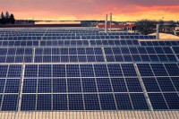 Прва соларна електрана на крову фабрике у Петровцу на Млави
