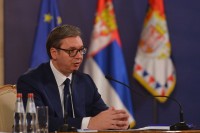 Vučić: Situacija sve komplikovanija, borimo se za rješenja