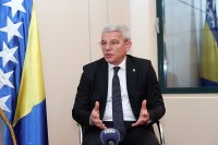 Džaferović od Ustavnog suda BiH zatražio ukidanje Zakona o lijekovima RS