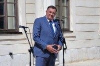 Додик: Српска неће одустати од својих права