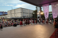 Одржано прво вече Међународног фестивала фолклора у Градишци