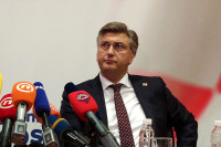 Plenković: Milanovićeve floskule beskorisne i štetne