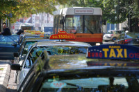 Troškovi taksista rastu, zarade nema