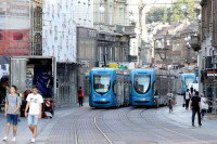 Biciklista u centru Zagreba pao na tramvajske šine i umro