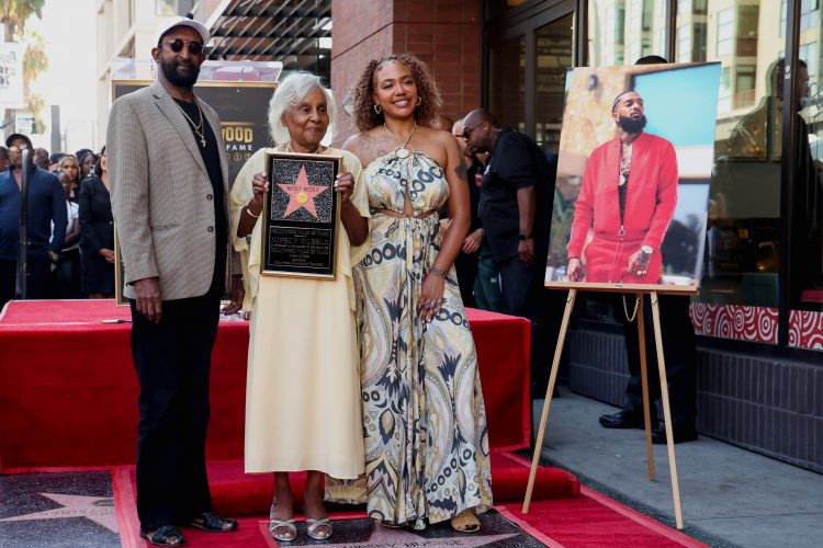 Il rapper Nipsey Hustle riceve una stella postuma sulla Hollywood Walk of Fame