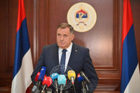 Dodik predložio da Šmit bude proglašen personom non grata