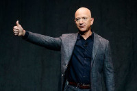 Džef Bezos izgubio status druge najbogatije osobe na svijetu
